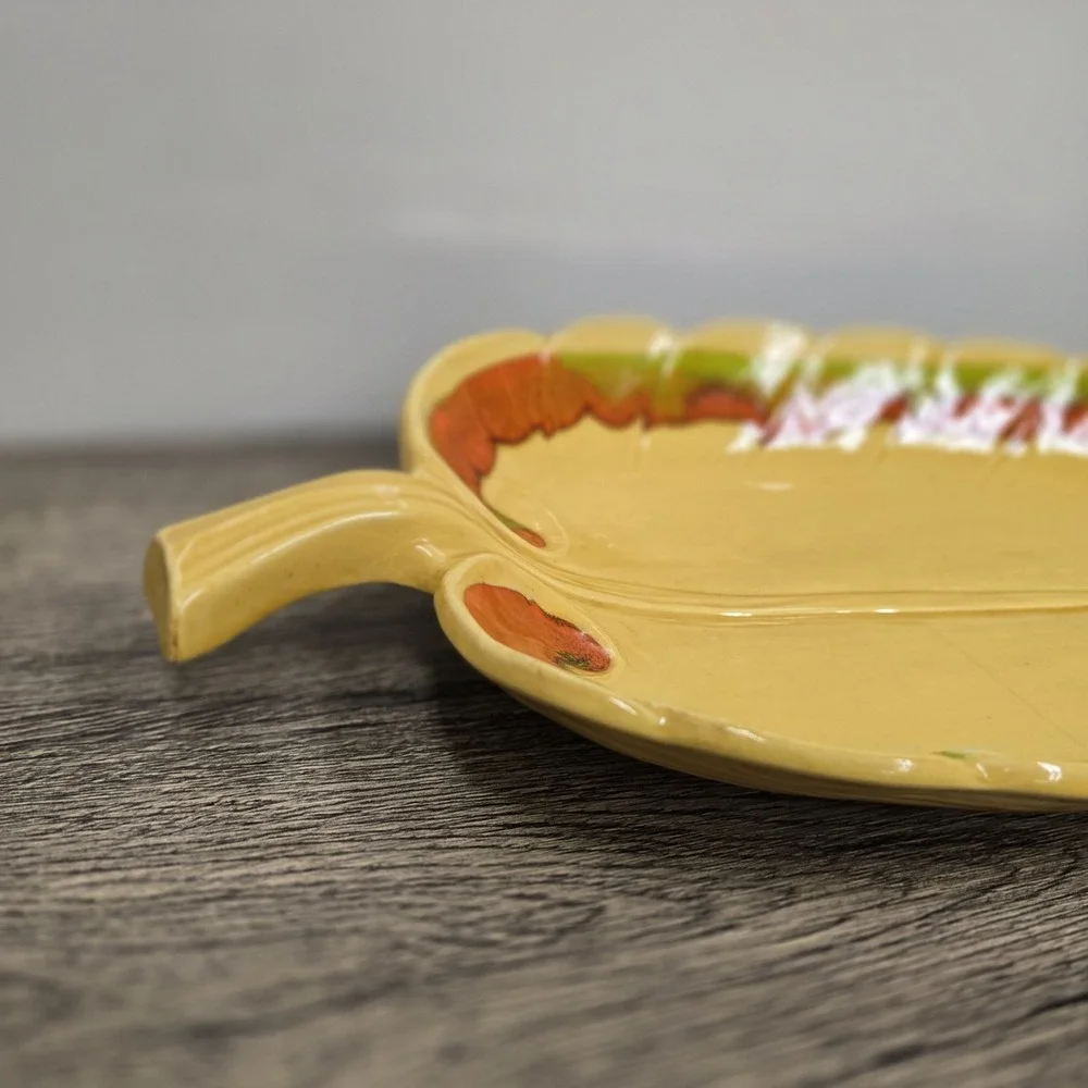 California Pottery USA such beautiful